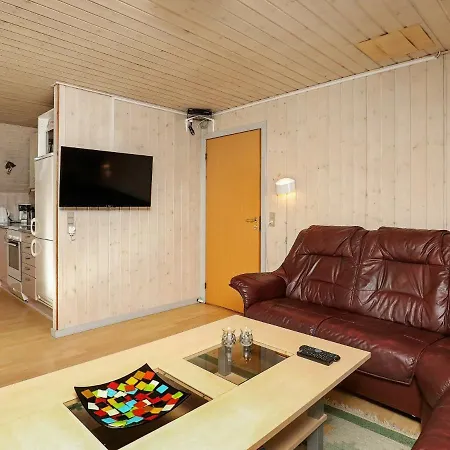 Spacious Holiday In With Jacuzzi Blavand
